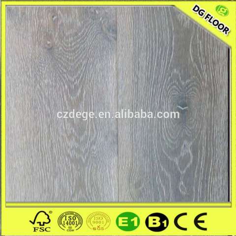 Wire-brushed Oak Multilayer Hardwood Engineered Wood Flooring